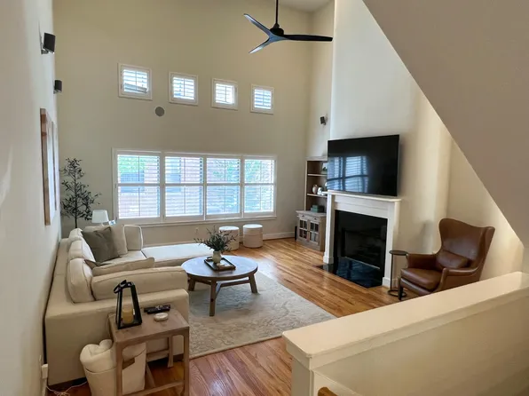 5817 Darling St Unit D, Houston, TX 77007