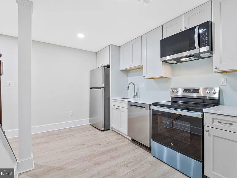 10034 Scenic View Ter — Photo 45