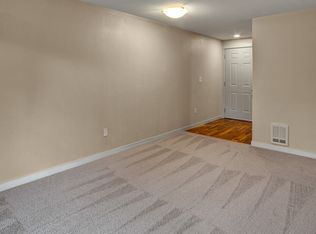 16724 Juanita Dr NE #103, Kenmore, WA 98028
