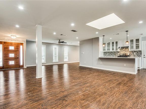 5th image of 3623 Pebble Beach Dr