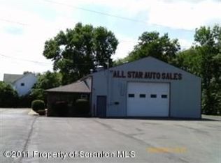 203 Boulevard Ave, Throop, PA 18512