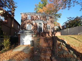 8117 Tryon Pl, Queens, NY 11432