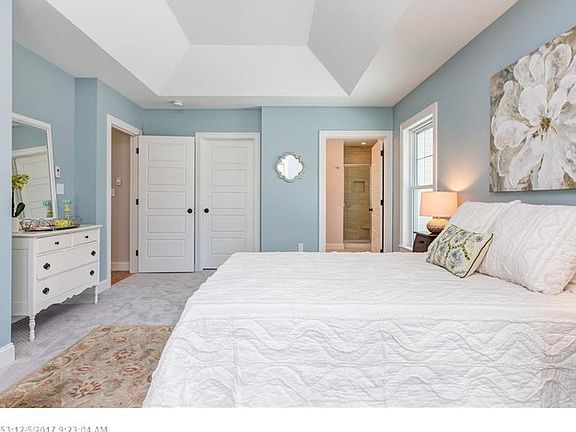 4th image of 7 Headland Ln #9