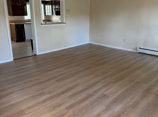 684 Old Post Rd #B, Edison, NJ 08817