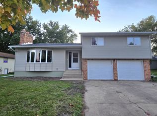 405 8th Ave NW, Kasson, MN 55944