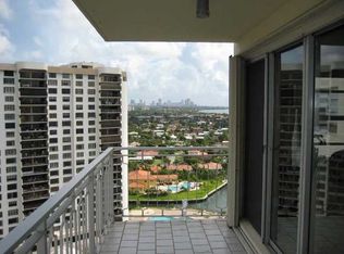11111 Biscayne Blvd, Miami, FL 33181