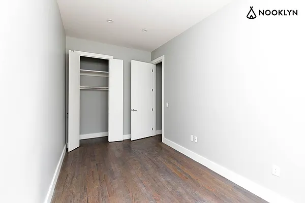 Rented by Nooklyn NYC LLC | media 31