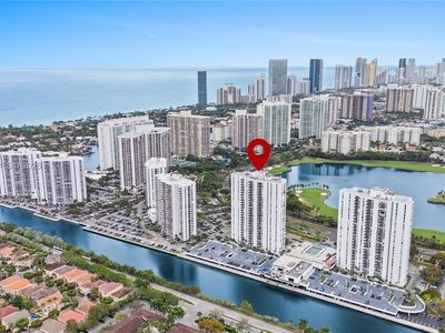 3675 N Country Club Dr APT 1501, Aventura, FL, 33180