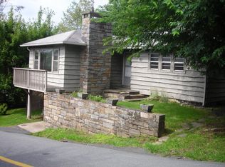 334 Hill St, Blowing Rock, NC 28605