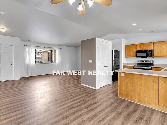 5th image of 4945 N Harlequin Dr