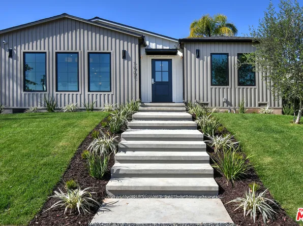 7907 Vicksburg Ave, Los Angeles, CA 90045