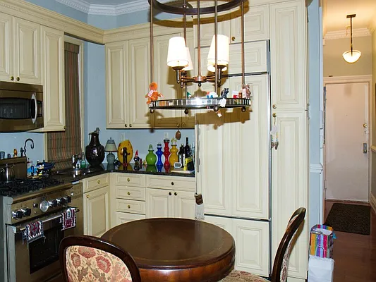 Sold by Sotheby's International Realty | media 19