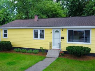 17 Atlantic Ave, Warwick, RI 02888