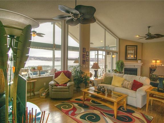 5th image of 62 Evergreen Condo Dr Unit 2A