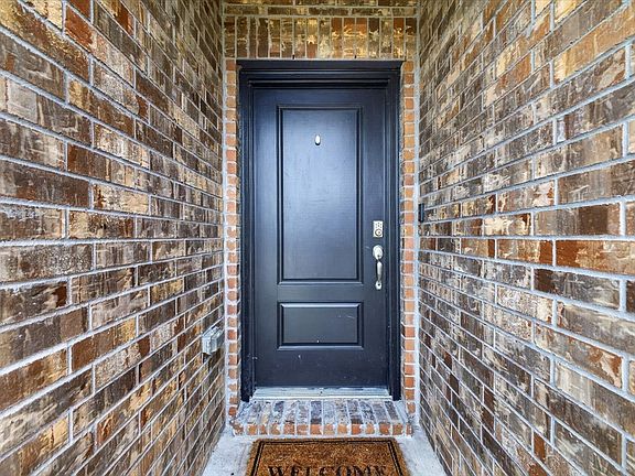 3rd image of 146 Whitetail Way