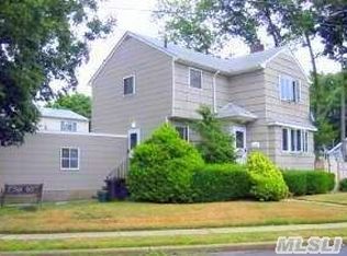 1515 Dewey Ave, North Bellmore, NY 11710