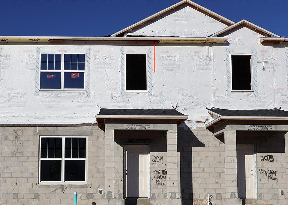 1st image of 406 Lady Palm St