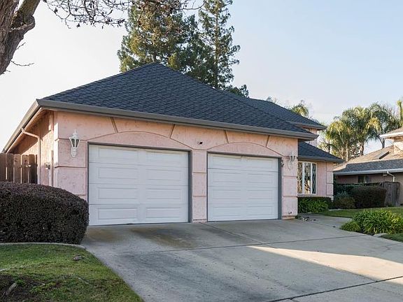 2nd image of 3205 Pleasant Bay Cir