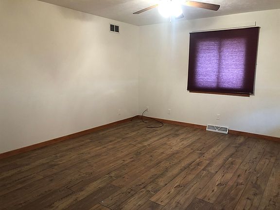 4th image of 1014 E 15th St