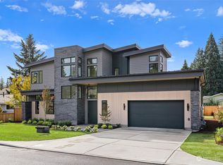 16027 SE 8th St, Bellevue, WA 98008