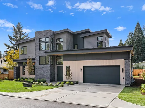 16027 SE 8th Street, Bellevue, WA 98008