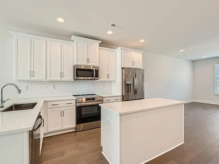 6012 Irwins Branch Dr — Photo 7