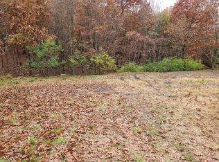 8217 County Road 9240, Koshkonong, MO 65692