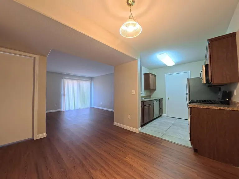 7885 W Flamingo Rd #1140 — Photo 27