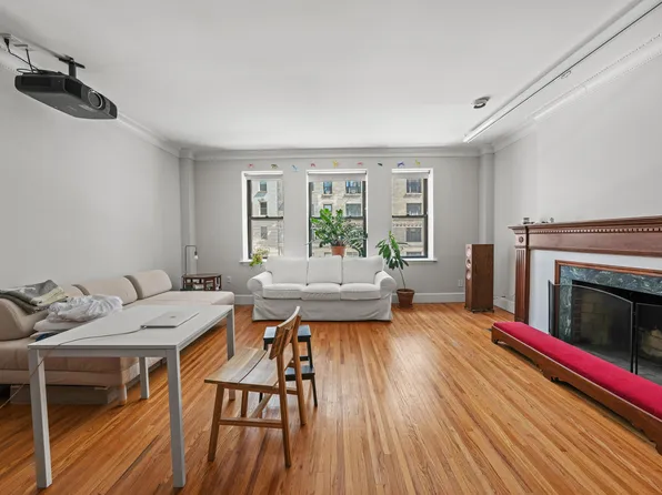 489 West End Avenue image 9 of 13