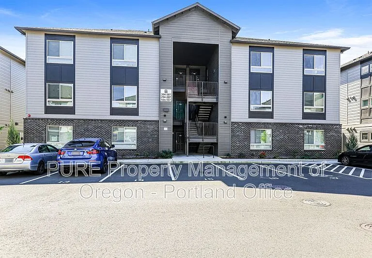 Halsey Crossing Apartments — Photo 29