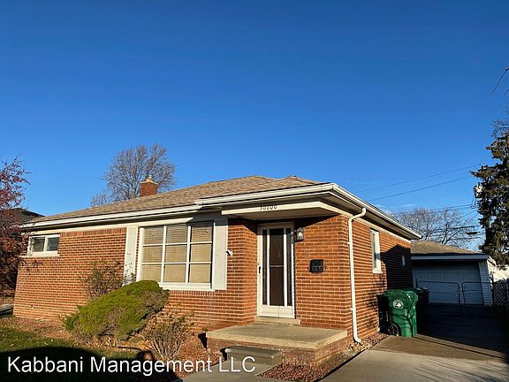 2nd image of 30200 Leona Ave