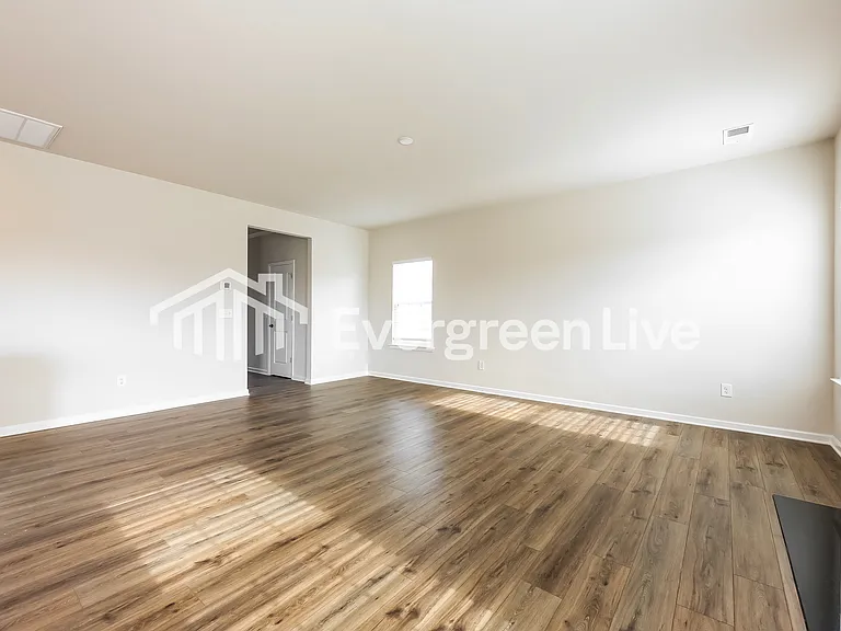 424 Lees Corner Ln — Photo 4