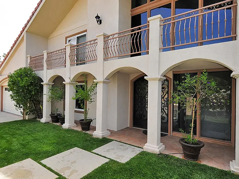 3800 Weatherly Cir — Photo 3