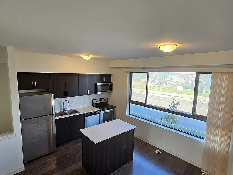 369 Essa Rd #96 — Photo 9