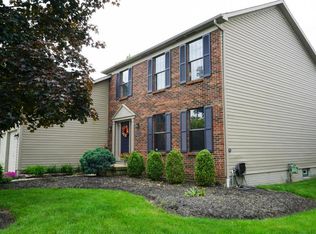 5639 Rosecliff Dr, Hilliard, OH 43026