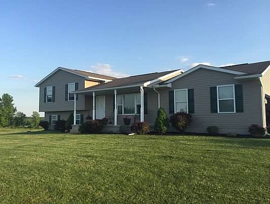 3rd image of 725 County Road 620