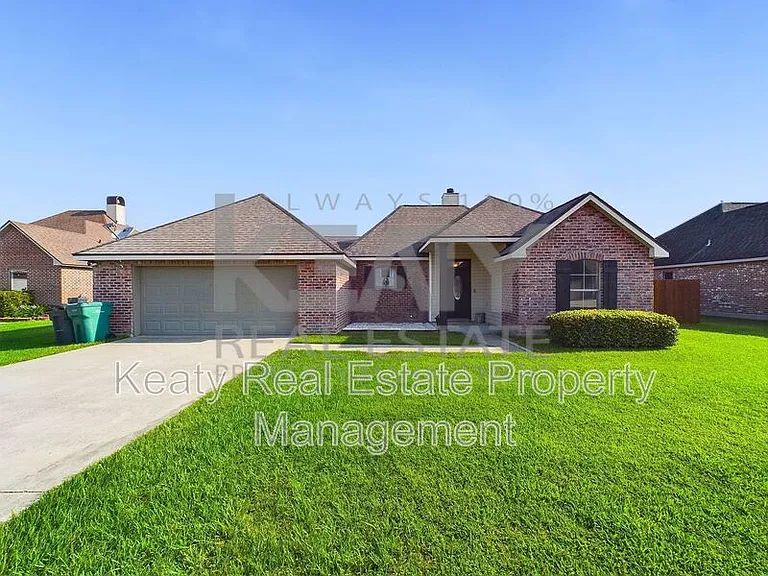108 Cranberry Dr — Photo 1