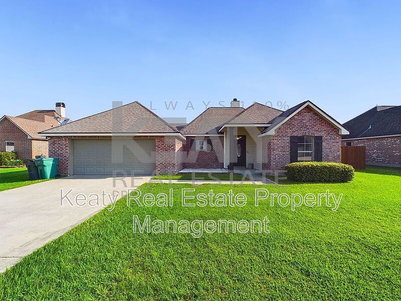 1st image of 108 Cranberry Dr