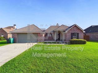 108 Cranberry Dr, Broussard, LA 70518