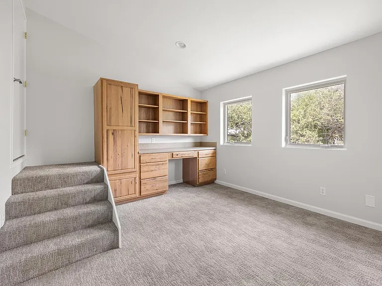 1100 Chapparal Dr — Photo 16