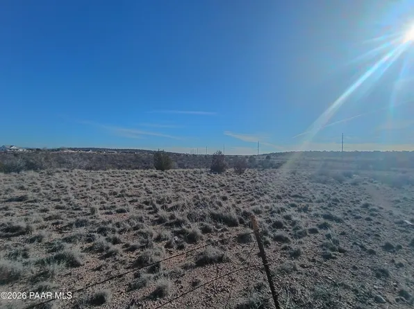 24771 N Rj Way, Paulden, AZ 86334