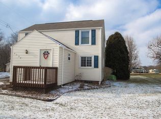 6329 Columbus Rd, Louisville, OH 44641