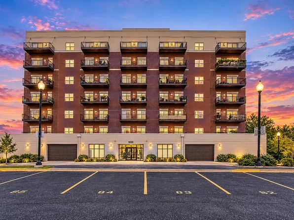 1650 Riverwoods Dr Unit 603, Melrose Park, IL 60160