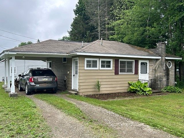 1st image of 104 Georgian Dr