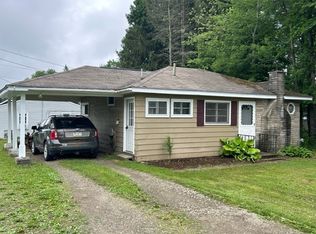 104 Georgian Dr, Edinboro, PA 16412