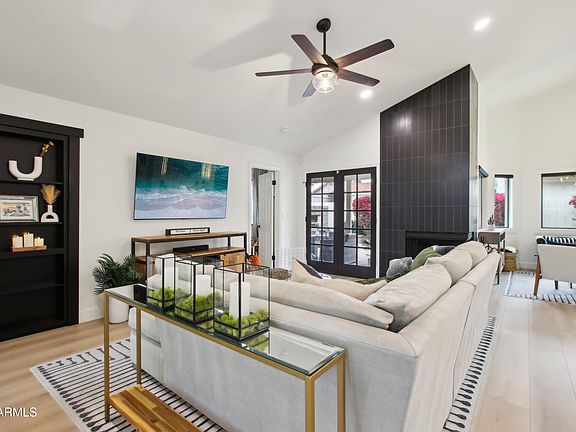 3rd image of 11033 E POINSETTIA Drive