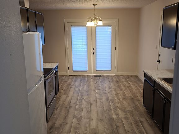 5th image of 1415 Rainier Dr