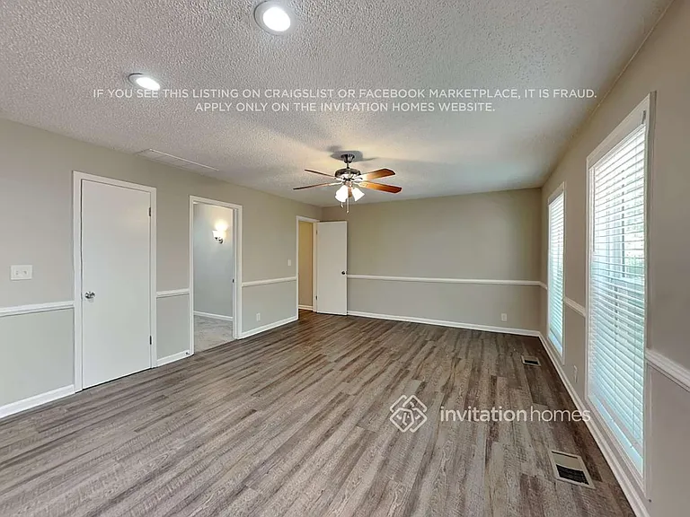 5789 Chisholm Trl SW — Photo 5