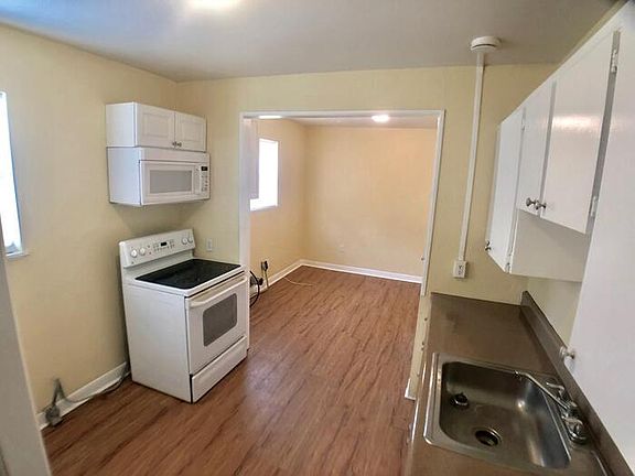 3rd image of 1020 8th St S