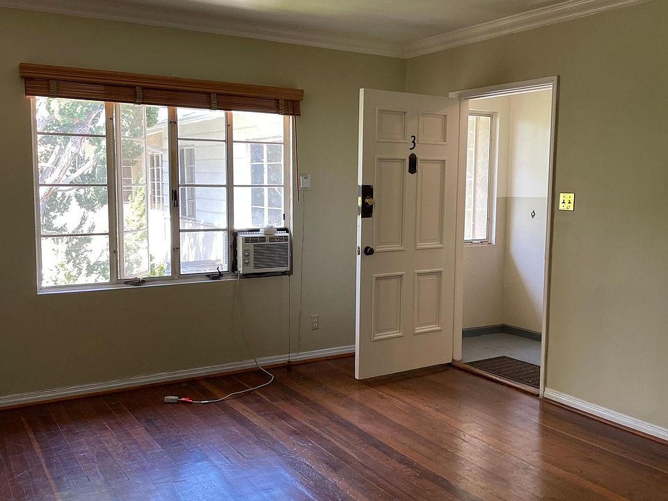 1st image of 1635 Rodney Dr APT 3